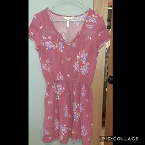 Short sleeve dress